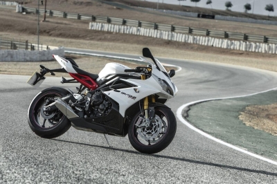 Triumph Daytona 675R Specfications And Features